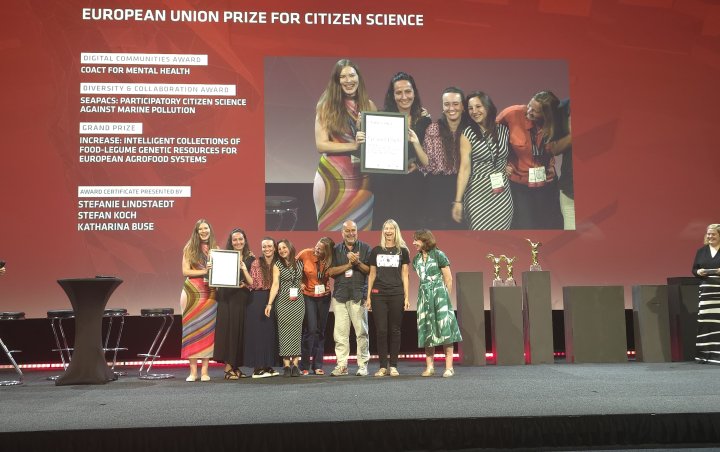 The INCREASE team collecting the award on behalf of the consortium